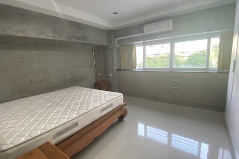 Condo à Khlong Toei, Bangkok, Thaïlande, 3 chambres № 200962 - photo 18