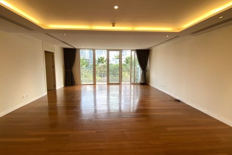 Condo à Watthana, Bangkok, Thaïlande, 3 chambres № 200960 - photo 8
