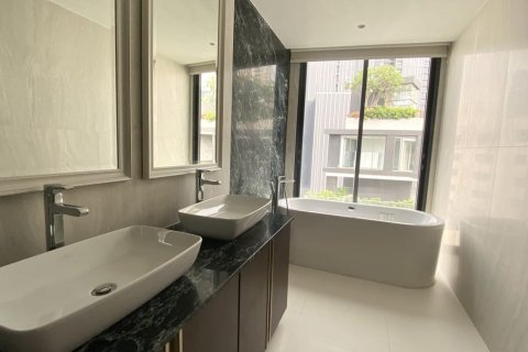 Condo à Watthana, Bangkok, Thaïlande, 3 chambres № 200963 - photo 7