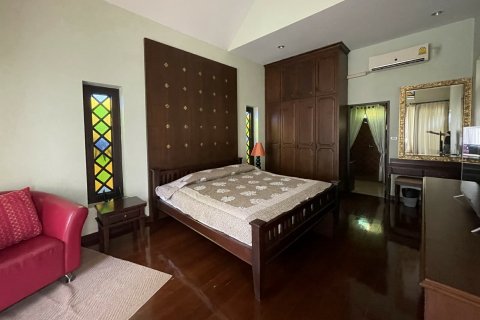 House in Chiang Mai, Thailand 5 bedrooms № 121832 - photo 13