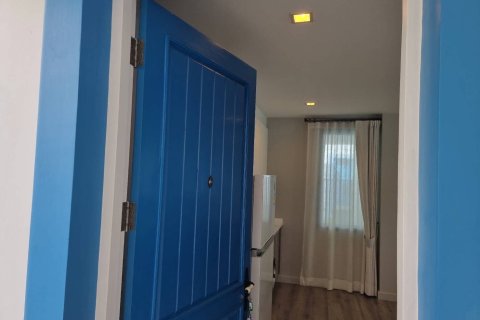 Condo in Hua Hin, Thailand, 2 bedrooms № 139251 - photo 14