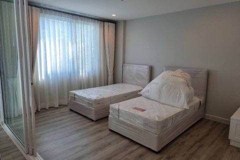 Condo in Hua Hin, Thailand, 2 bedrooms № 139251 - photo 8