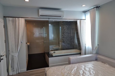Condo in Hua Hin, Thailand, 2 bedrooms № 139251 - photo 10