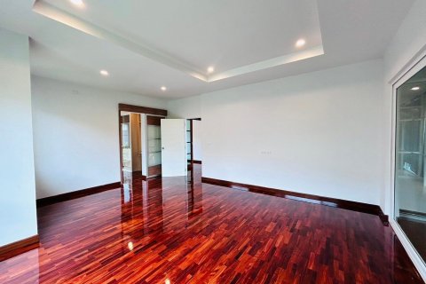 Maison à Sai Mai, Bangkok, Thaïlande 4 chambres № 139256 - photo 20