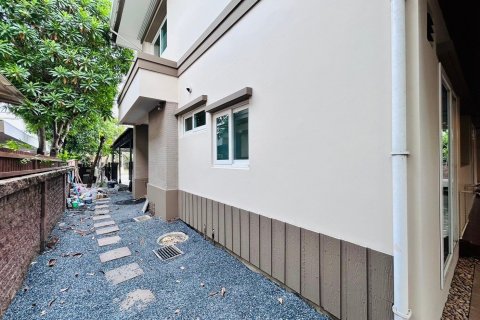 Maison à Sai Mai, Bangkok, Thaïlande 4 chambres № 139256 - photo 6