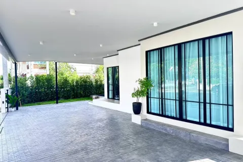 Maison à Hang Dong, Thaïlande 4 chambres № 149106 - photo 4