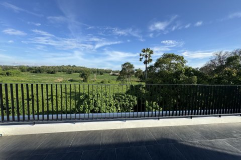 Villa in Pattaya, Thailand 6 bedrooms № 149103 - photo 4