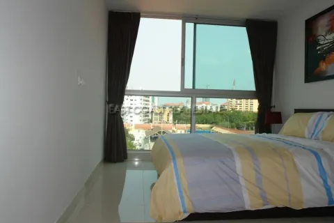 Condominio de 1 dormitorio en Pattaya, Tailandia № 213266 - foto 4