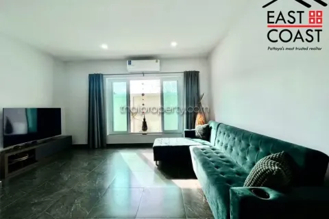 Casa de 3 dormitorios en Pattaya, Tailandia № 213265 - foto 6