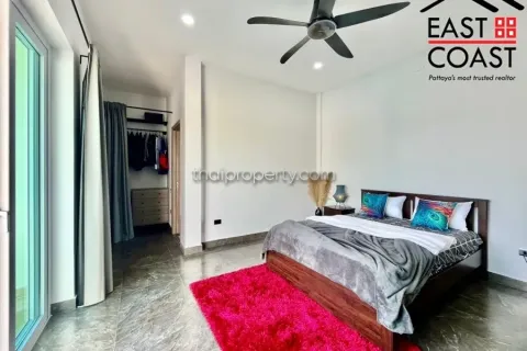 Casa de 3 dormitorios en Pattaya, Tailandia № 213265 - foto 18
