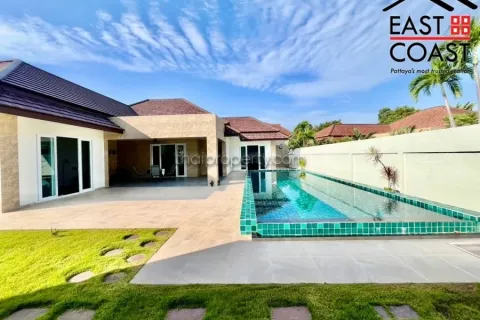 Casa de 3 dormitorios en Pattaya, Tailandia № 213265 - foto 2