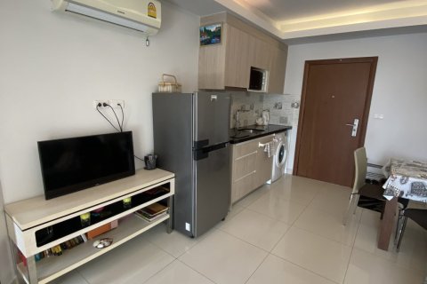 Condo in Pattaya, Thailand, 1 bedroom № 205335 - photo 8