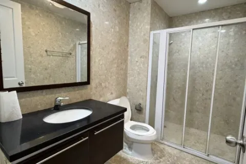 Condominio de 3 dormitorios en Watthana, Bangkok, Tailandia № 214501 - foto 14