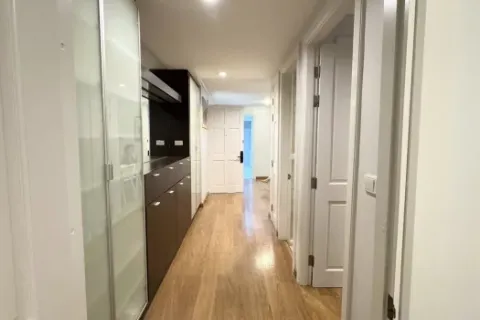 Condominio de 3 dormitorios en Watthana, Bangkok, Tailandia № 214501 - foto 6