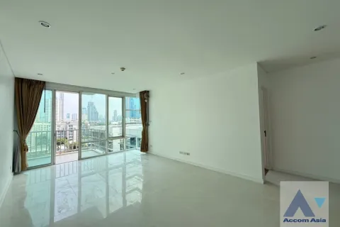 Condominio de 2 dormitorios en Watthana, Bangkok, Tailandia № 214502 - foto 4