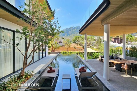 Villa in Bang Tao, Thailand 4 bedrooms № 179706