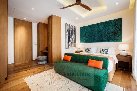 Villa in Bang Tao, Thailand 3 bedrooms № 179703 - photo 4