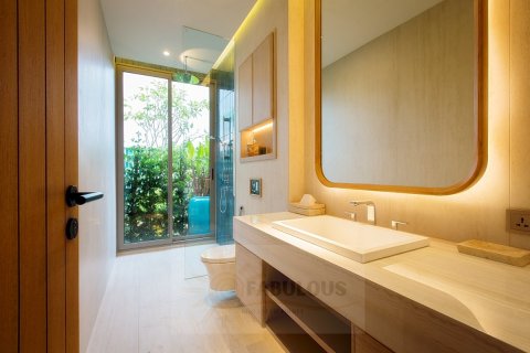 Villa in Bang Tao, Thailand 3 bedrooms № 179703 - photo 11