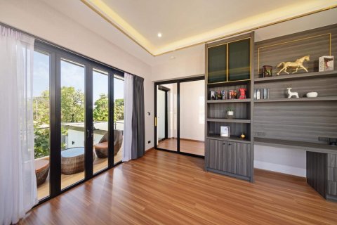 House in Chiang Mai, Thailand 4 bedrooms № 121928 - photo 12