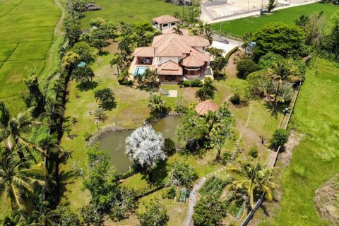 House in Chiang Mai, Thailand 4 bedrooms № 121930 - photo 4