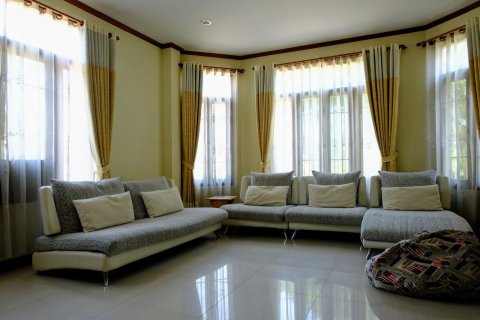 House in Chiang Mai, Thailand 4 bedrooms № 121930 - photo 9