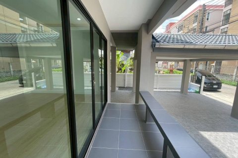 House in Rangsit, Thailand 3 bedrooms № 154092 - photo 4