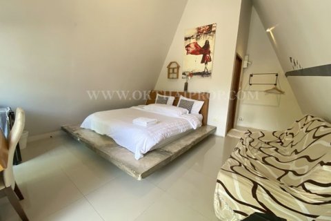 Land in Pattaya, Thailand 1752 sq.m. № 154088 - photo 8