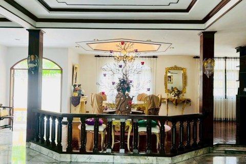 Дуплекс в Бангкапи, Бангкок, Таиланд с 4 спальнями № 149904 - фото 7