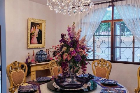 Дуплекс в Бангкапи, Бангкок, Таиланд с 4 спальнями № 149904 - фото 8