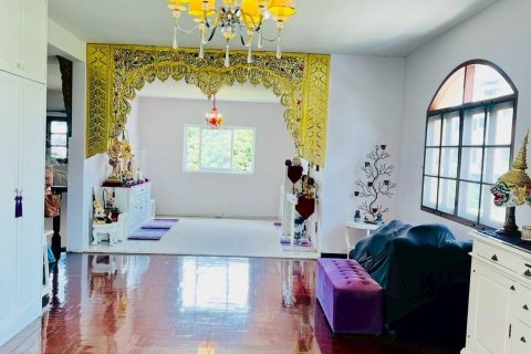 Дуплекс в Бангкапи, Бангкок, Таиланд с 4 спальнями № 149904 - фото 14