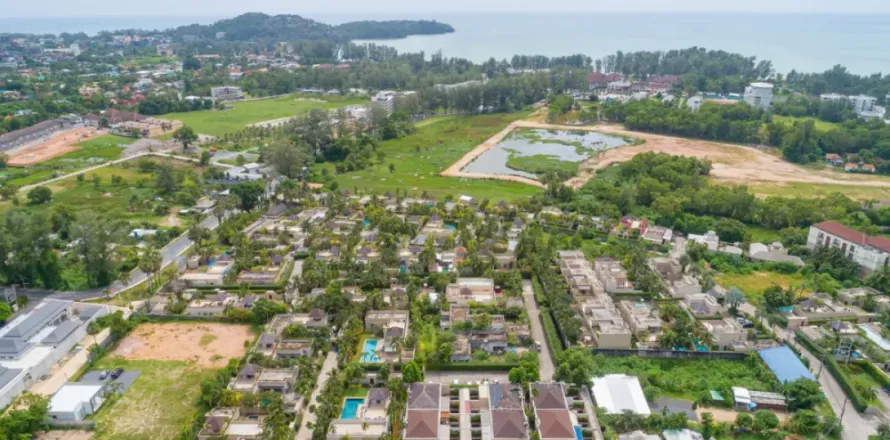 Villa in Phuket, Thailand 3 bedrooms № 175583