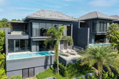 Villa in Phuket, Thailand 3 bedrooms № 175584