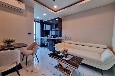 Condo in Pattaya, Thailand, 1 bedroom  № 204679 - photo 4