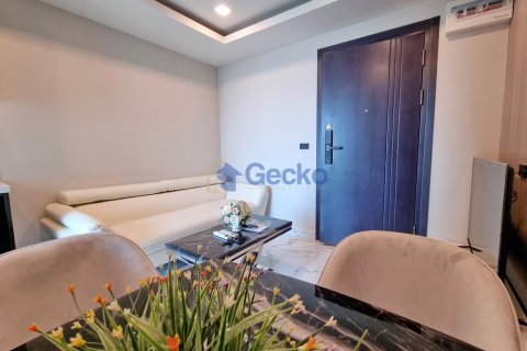 Condo in Pattaya, Thailand, 1 bedroom  № 204679 - photo 5