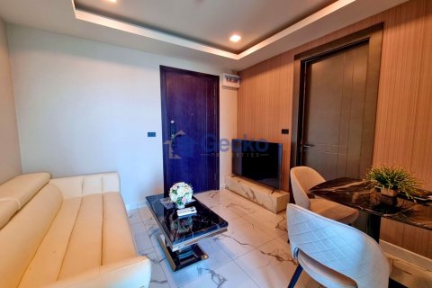 Condo in Pattaya, Thailand, 1 bedroom  № 204679 - photo 10