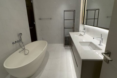 Пентхаус в Патхум Ване, Бангкок, Таиланд с 2 спальнями  № 136270 - фото 11