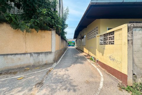 House in Pattaya, Thailand 5 bedrooms № 156600 - photo 8