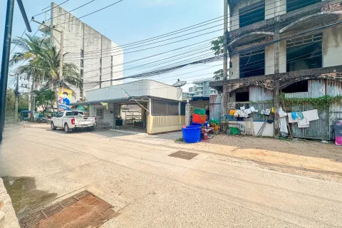 House in Pattaya, Thailand 5 bedrooms № 156600 - photo 2