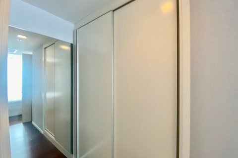 Кондоминиум с 2 спальнями в Бангкоке, Таиланд № 157733 - фото 18