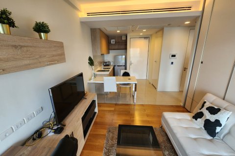 Condo in Bangkok, Thailand, 1 bedroom  № 157734 - photo 4