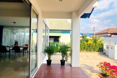 House in Pattaya, Thailand 3 bedrooms № 157730 - photo 13