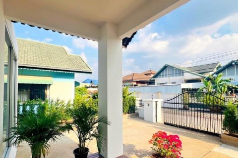 House in Pattaya, Thailand 3 bedrooms № 157732 - photo 4