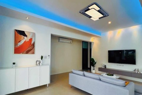 House in Pattaya, Thailand 3 bedrooms № 157732 - photo 2