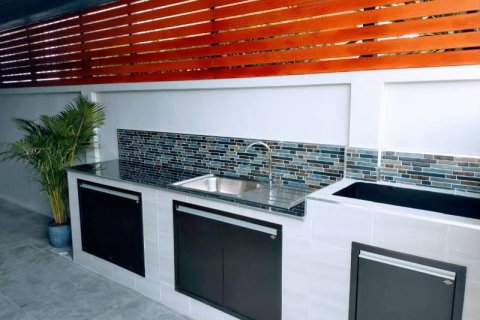 House in Pattaya, Thailand 4 bedrooms № 157731 - photo 7
