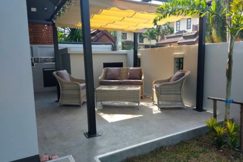 House in Pattaya, Thailand 4 bedrooms № 157731 - photo 2