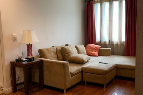 Кондоминиум с 2 спальнями в Банг Раке, Бангкок, Таиланд № 171831 - фото 1