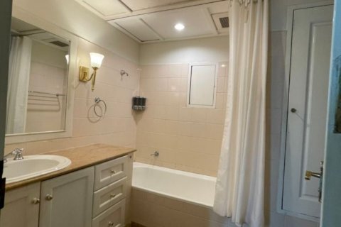 Кондоминиум с 2 спальнями в Банг Раке, Бангкок, Таиланд № 171831 - фото 6