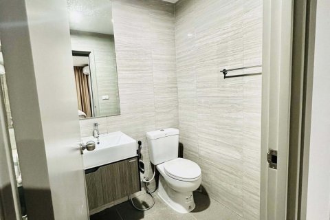 Condo à Bang Phlat, Bangkok, Thaïlande, 2 chambres № 171836 - photo 7