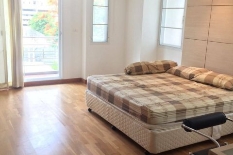 Кондоминиум с 2 спальнями в Клонг Тоэй, Бангкок, Таиланд № 155040 - фото 4