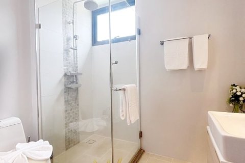 Condo in Bang Tao, Thailand, 1 bedroom № 179256 - photo 8